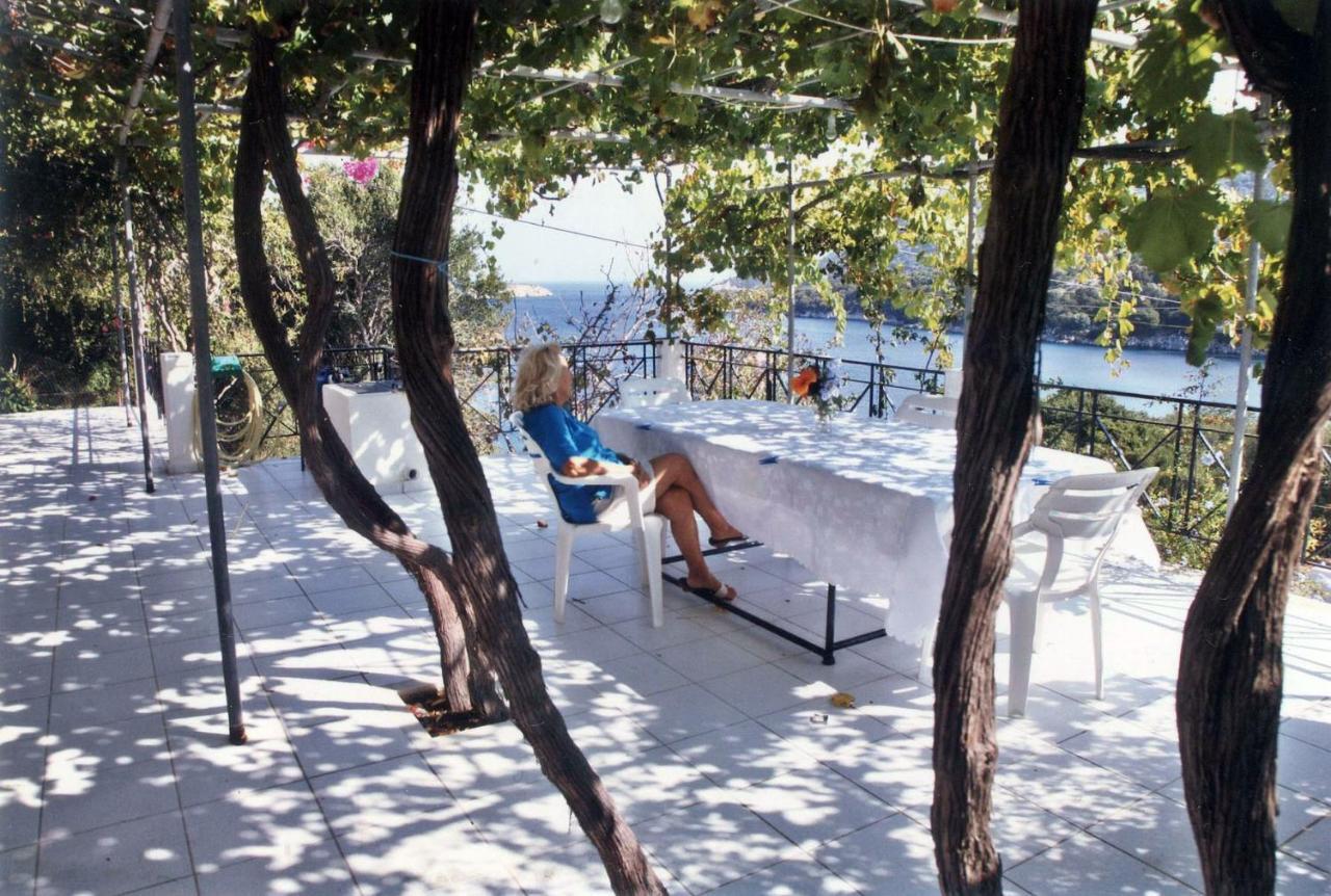 Villa Errieta Atheras Экстерьер фото