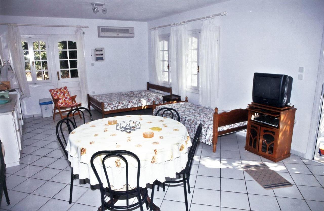 Villa Errieta Atheras Экстерьер фото